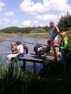 Viswedstrijd. Camping golfzang,  familiecamping aan zee en dichtbij het strand en de duinen. Honden zijn toegestaan en het terrein is autovrij. www.campinggolfzang.nl